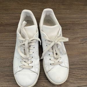 White unisex STAN SMITHS ADIDAS women’s US size 8, men’s 7